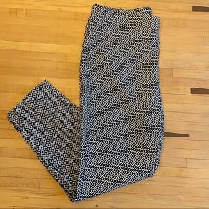 NY&CO Black & White Diamond Ankle Pants